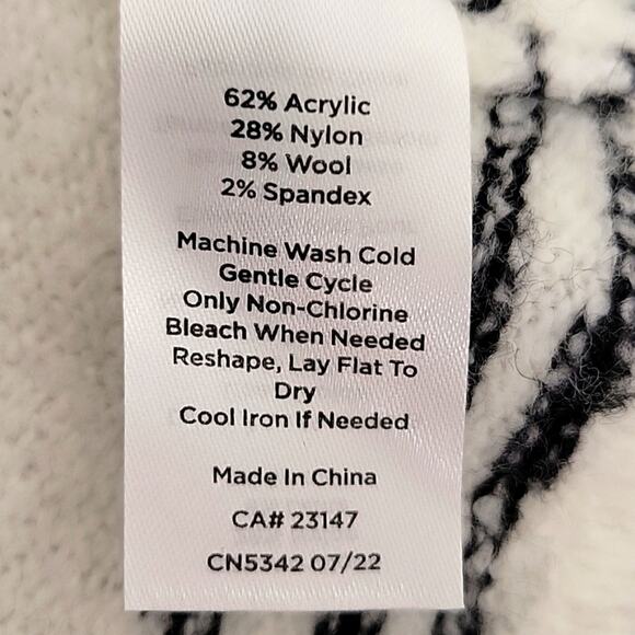 T by Talbots Turtleneck Black and White Sweater Zip Shoulder/Neck Women's Sz S - Picture 10 of 11